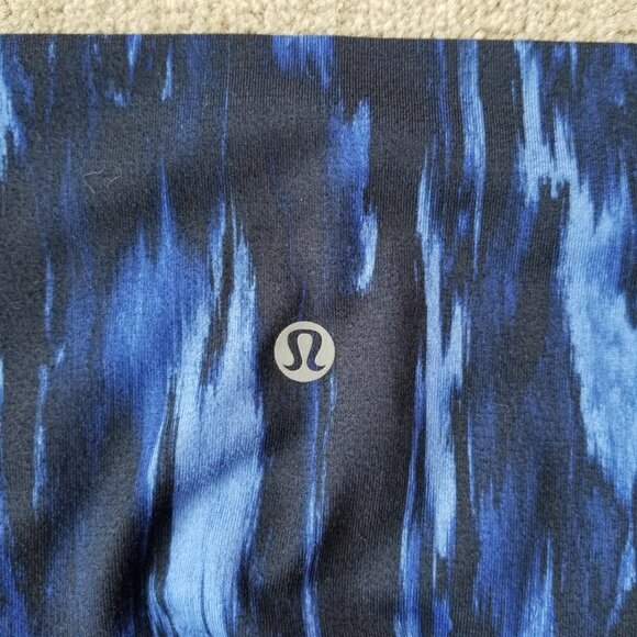 lululemon Wunder Under Crop Hi-Rise in Painted Animal Sprinkler Black, size 4 - Picture 7 of 9
